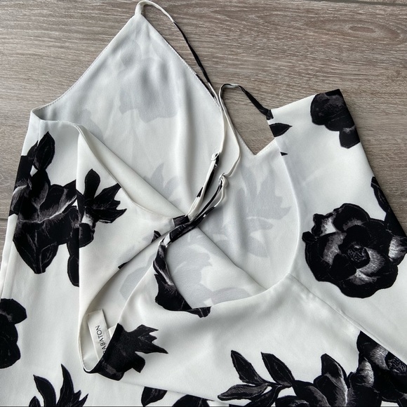 Aritzia Babaton Everly Camisole White Black Floral V-Neck Tank Top - Picture 13 of 16